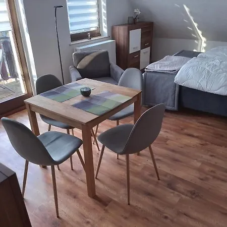 1 Direkt Am * シュヴィーローゼー